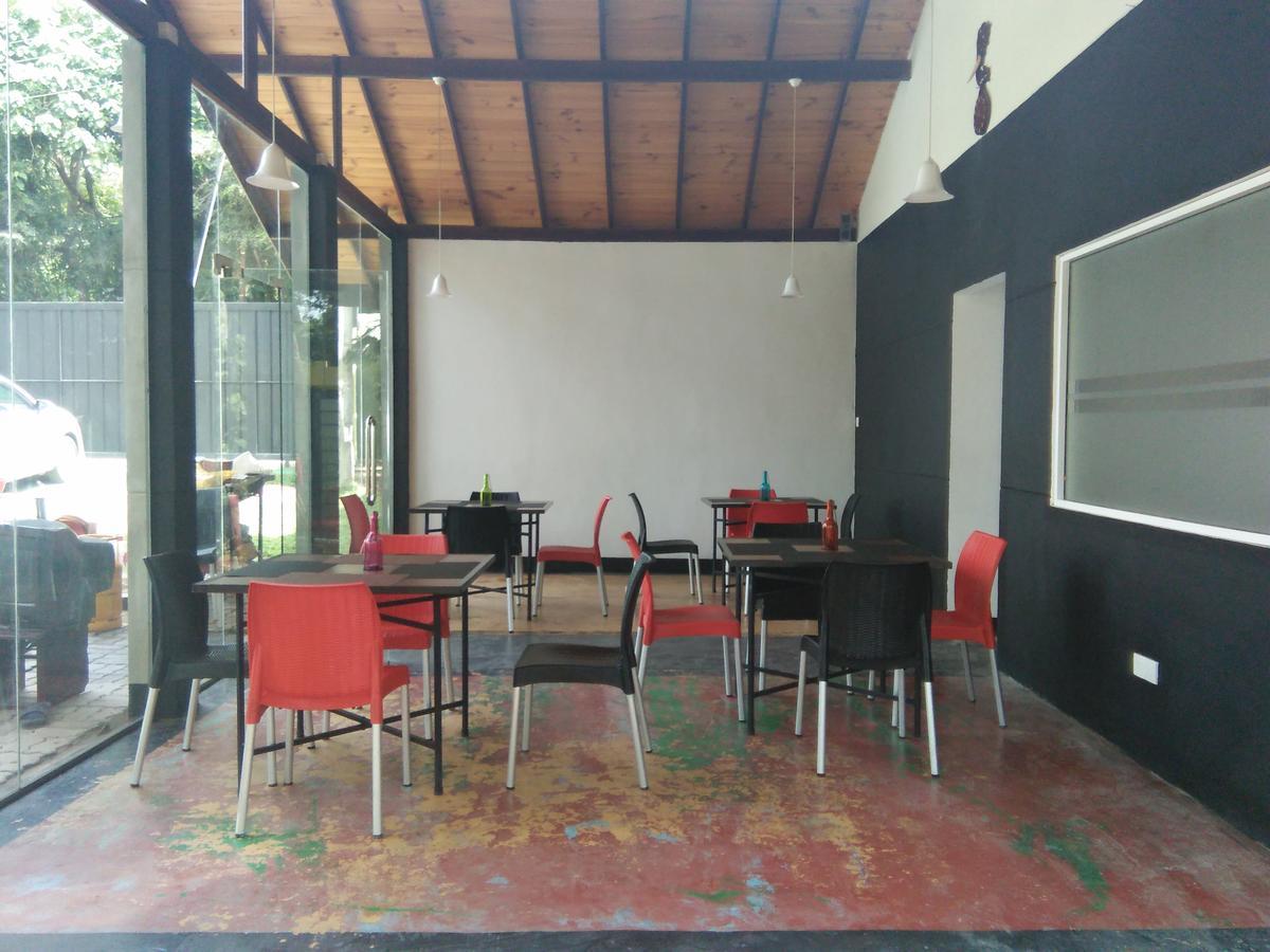Bridge Hotel Negombo Kimbulapitiya المظهر الخارجي الصورة