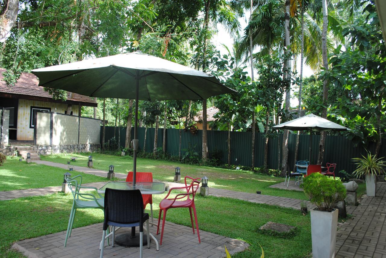 Bridge Hotel Negombo Kimbulapitiya المظهر الخارجي الصورة